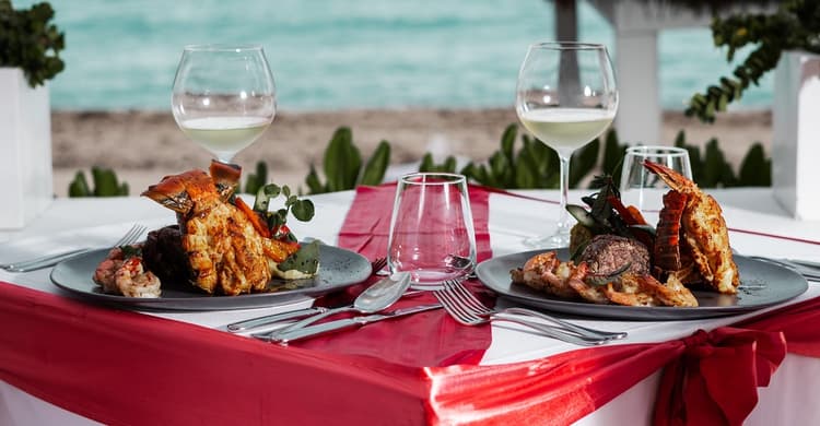 Cena Romántica en Cancún o Tulum