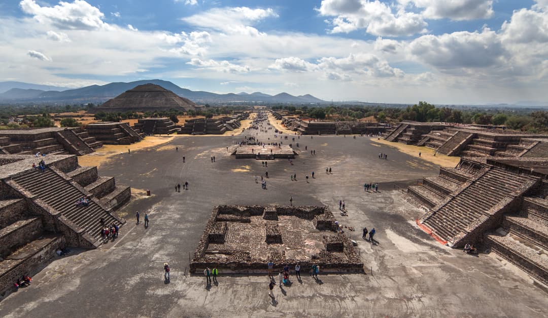 Visiting the Pre-Hispanic City of Teotihuacan